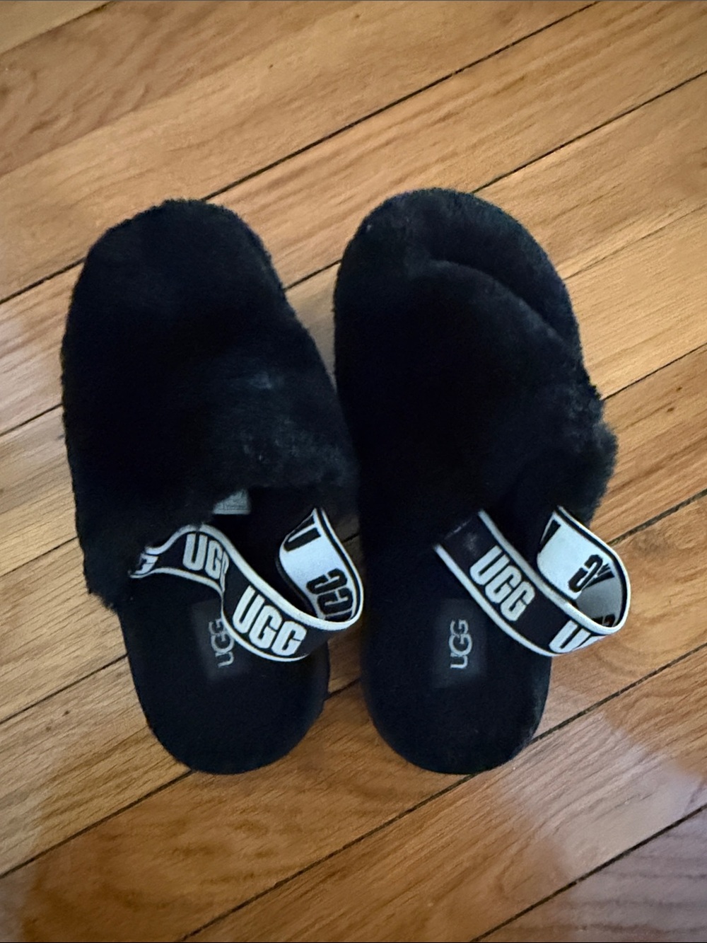 UGG Kids Black Faux-Fur Slide with Branded Heel Strap